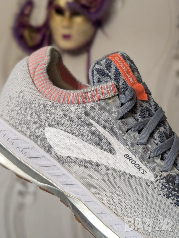 маратонки Brooks Bedlam номер 40 ,5, снимка 12 - Маратонки - 54183296