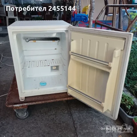  продавам мини хладилник, снимка 3 - Хладилници - 56408664