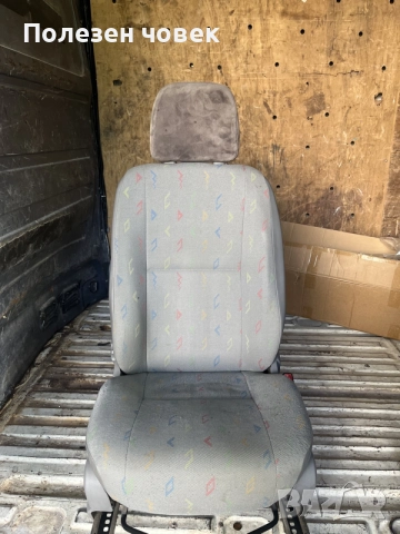 дясна единична седалка за Крафтър Спринтер Crafter Sprinter 906 основа (бял) цвят