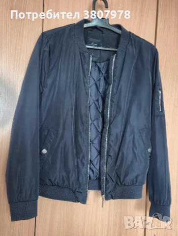 Дамско яке тип бомбър 