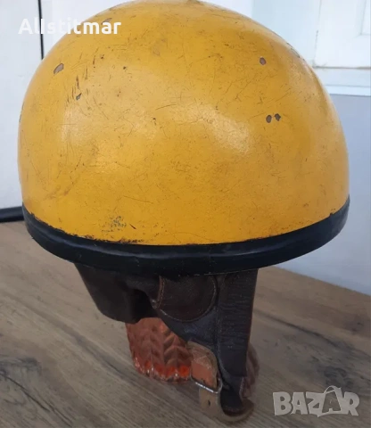 Ретро каска за мотоциклет, жълт цвят, снимка 3 - Антикварни и старинни предмети - 53048701