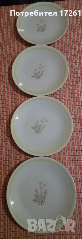 Порцеланови чинии 4 броя Rörstrand, Sweden , снимка 3 - Чинии - 54045973
