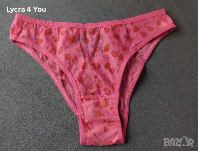 Нов дамски комплект от 3 броя изрязани бикини на ягодки, снимка 11 - Бельо - 48647073