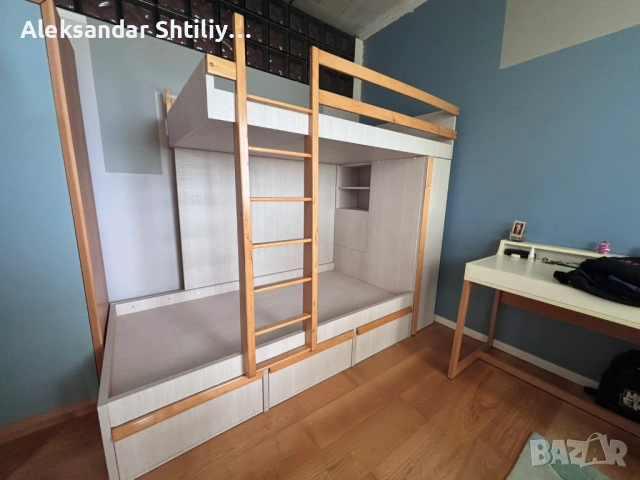 стабилно и функционално двуетажно легло, изработено от висококачествени материали: масив бук, МДФ и , снимка 2 - Спални и легла - 54199649