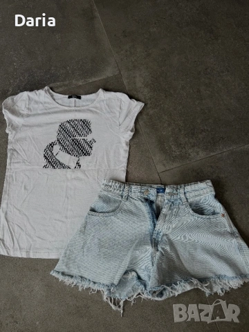 Лятна визия - Тениска Karl Lagerfeld и дънкови панталонки Sinsay