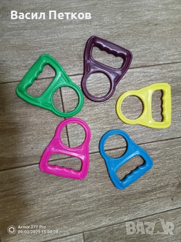 Дръжки за галони за вода - нови