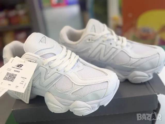 Дамски нови маратонки New Balance 9060, снимка 3 - Маратонки - 56171078