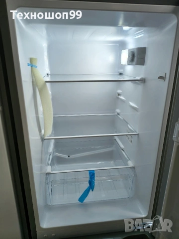 Хладилник с фризер PKM, снимка 2 - Хладилници - 53148680