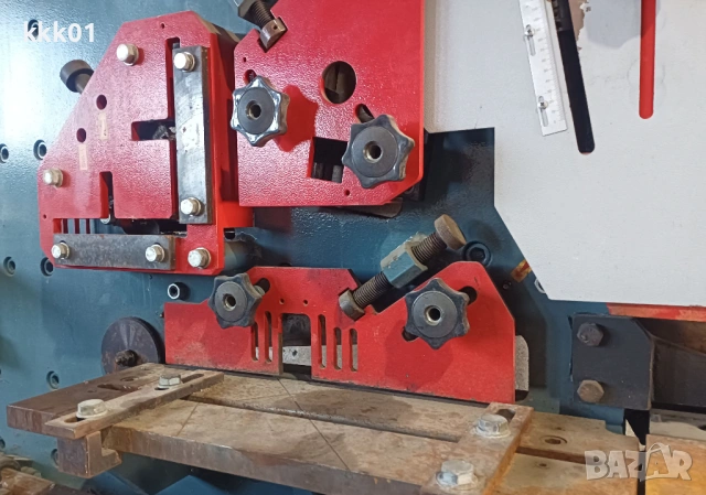 Комбинирана хидравлична пресножица Ironworker DURMA IW 80/150