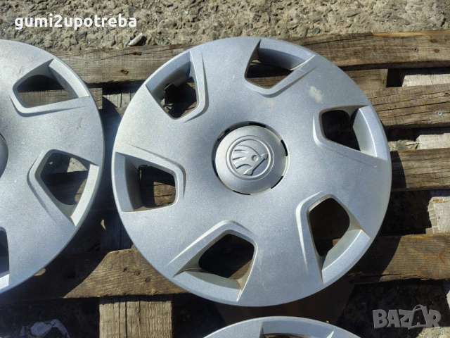 15 цола Тасове SKODA Rapid Fabia 5JA601147A Оригинал, снимка 5 - Аксесоари и консумативи - 54335154
