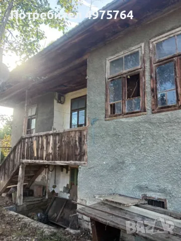Двуетажна къща с двор до реката , снимка 3 - Къщи - 56451343