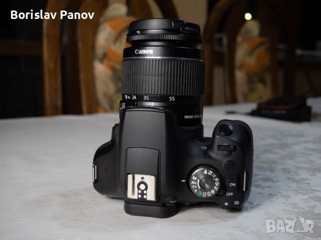 Фотоапарат Canon EOS 200D + китов обектив 18-55mm – втора употреба, снимка 2 - Фотоапарати - 53013447