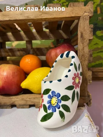 Керамични ваза и обувка за стена от Италия. Перфектно състояние., снимка 4 - Антикварни и старинни предмети - 48274383