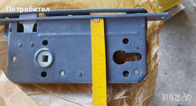 брави и шилдове. Нови. 6 броя. , снимка 3 - Интериорни врати - 50275024