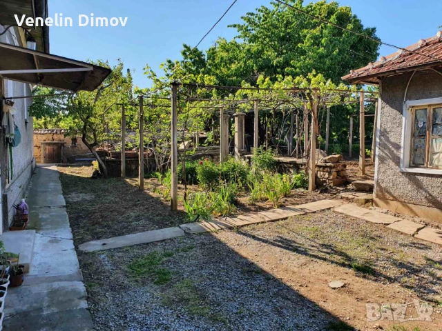 Къща и стопански постройки до Велико Търново , снимка 6 - Къщи - 54141642