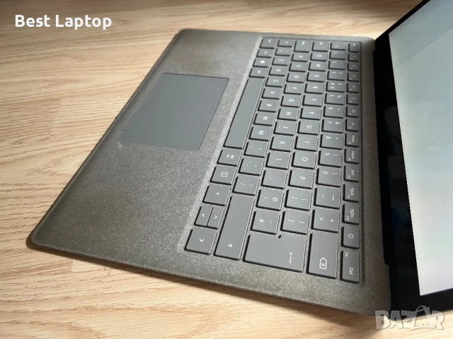 Microsoft Surface Laptop 2 13.5" i5-8350u 8gb 256gb, снимка 3 - Лаптопи за дома - 51169921