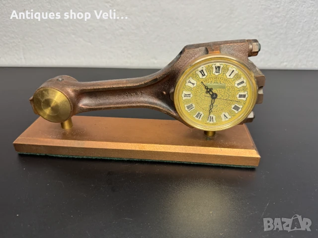 Немски кварцов часовник-биела №7051 , снимка 3 - Антикварни и старинни предмети - 50688023