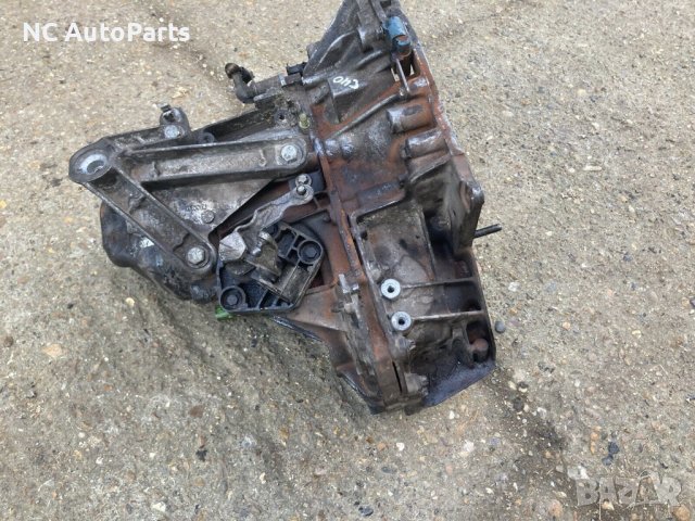 5 степена скоростна кутия за Renault Рено Клио 1.2 турбо бензин 100 D4F784 8200393571 2010, снимка 6 - Части - 39390263