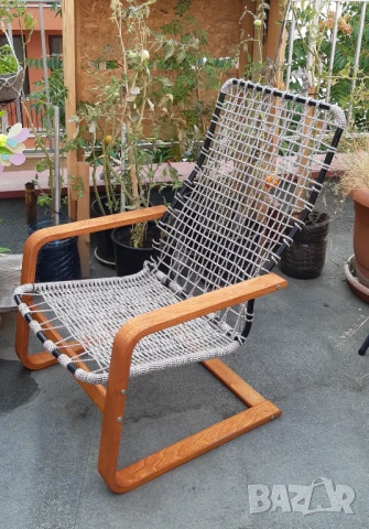 Люлеещ се стол Икеа напълно реставриран