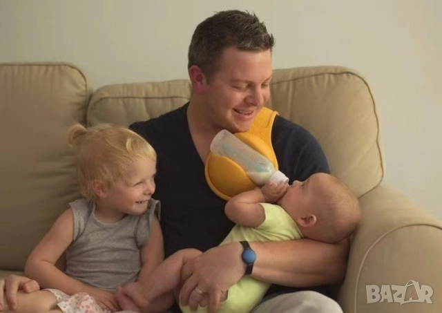 Държач за бебешка бутилка 