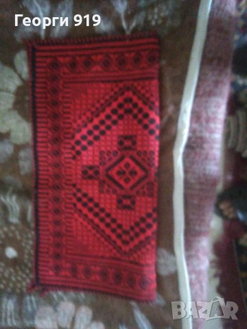 Стар ковьор за стена 