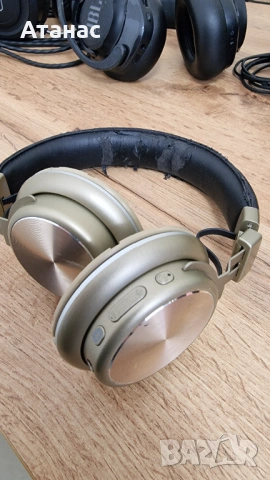 Лот 10 бр. Геймърски лот слушалки (Razer, Logitech, JBL) – Работещи , за ремонт или части!, снимка 18 - Слушалки за компютър - 54346793