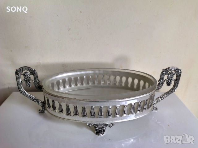 Невероятно Красив Посребрен Съд