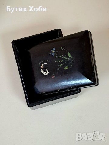 Винтидж кутийка от бакелит/карбонит, снимка 3 - Антикварни и старинни предмети - 39950986