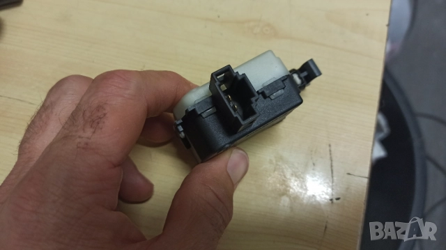 машинка за багажник golf ,seat,bora, снимка 4 - Аксесоари и консумативи - 52080988