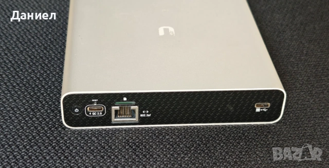 Ubiquiti UniFi Cloud Key Gen2+ (UCK-G2-PLUS) network controller, снимка 6 - Мрежови адаптери - 54230617