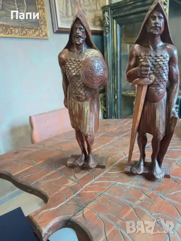 Алцековите войни-дървени скулптури, снимка 2 - Антикварни и старинни предмети - 48689533