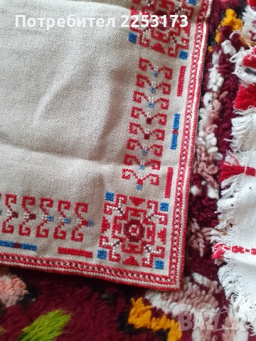 Бродирано битово каре върху панама, снимка 7 - Декорация за дома - 38999916