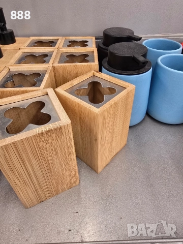 диспенсъри дозатори и поставки за четки за зъби, снимка 2 - Други стоки за дома - 52975147