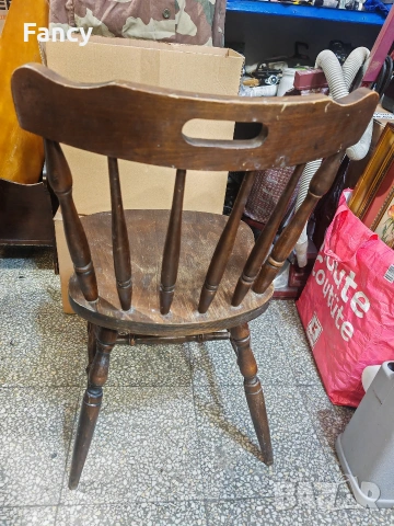 Стар дървен стол , снимка 7 - Антикварни и старинни предмети - 53119557