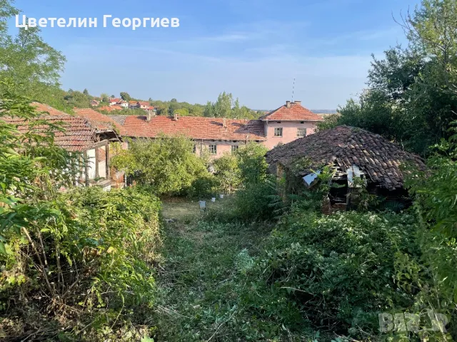 Къща и летна кухня с.Долна Вереница, снимка 2 - Къщи - 48927991