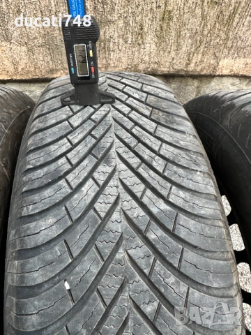 4бр. всесезонни гуми 215/65/16 - Vredestein Quatrac DOT 1423, снимка 3 - Гуми и джанти - 53928512