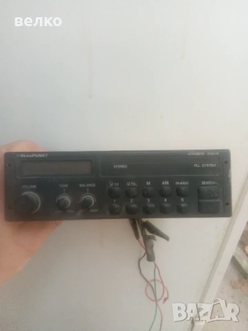 Старо авторадио  Blaupunkt , снимка 3 - Антикварни и старинни предмети - 47639875