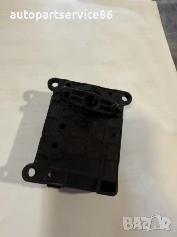 Мотор на клапата на парното за KIA Carnival 2.9 CRDi (2006–2012) H40073-0530C, снимка 2 - Части - 53202982