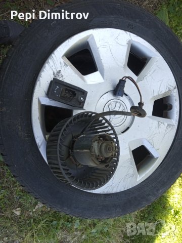 Моторче парно +. Реостат  за Ford Fiesta IV Hatchback (08.1995 - 09.2002), снимка 2 - Части - 38105170