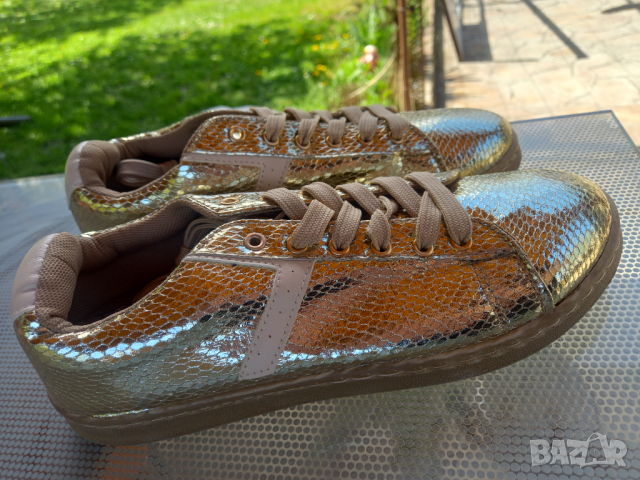 Кецове- сребърни или златни номер 40, снимка 4 - Дамски ежедневни обувки - 36549757