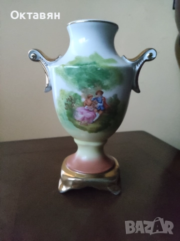 Порцеланова ваза , снимка 2 - Вази - 52787453