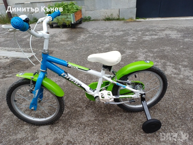 Детско колело с помощни колела Drag