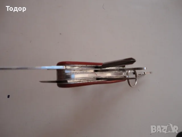 Швейцарски многофункционален армейски нож Victorinox 4, снимка 3 - Ножове - 56230632