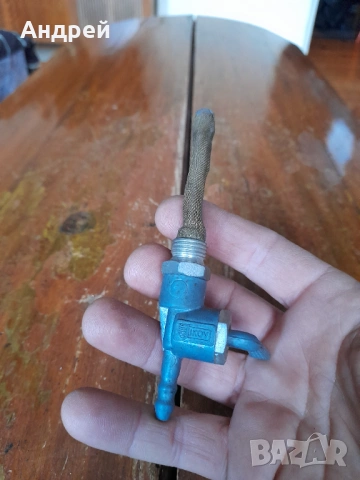 Старо кранче за резервоар, снимка 3 - Други ценни предмети - 53912572