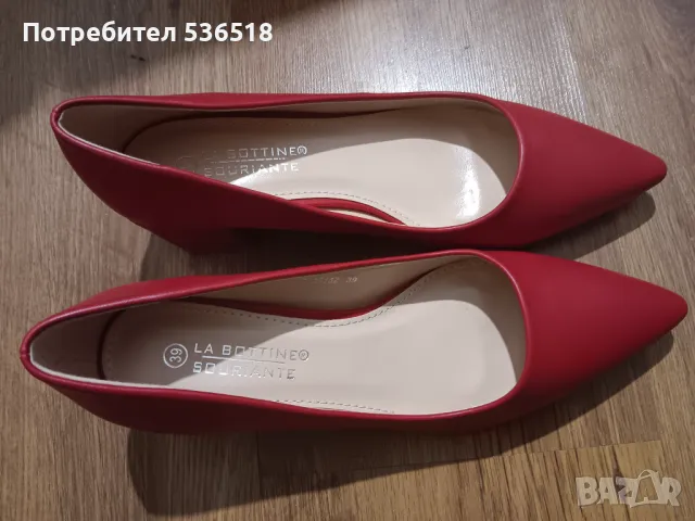 Червени обувки на нисък ток за по-тесен крак, снимка 2 - Дамски обувки на ток - 49119843