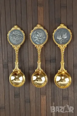 3 златисти лъжици с дървена поставка за стена, снимка 4 - Други - 49653736