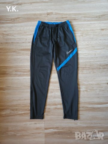 Оригинално мъжко долнище Nike Dri-Fit, снимка 2 - Спортни дрехи, екипи - 44335323