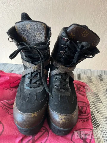 Louis Vuitton маркови боти, снимка 8 - Дамски боти - 56389546