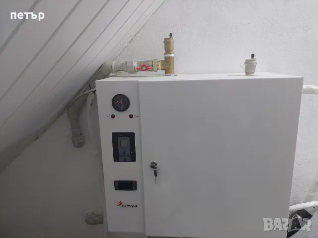Продавам термопомпа 12 kw, монофазна в гаранция до 17.02.2028 г., снимка 2 - Климатици - 56086369