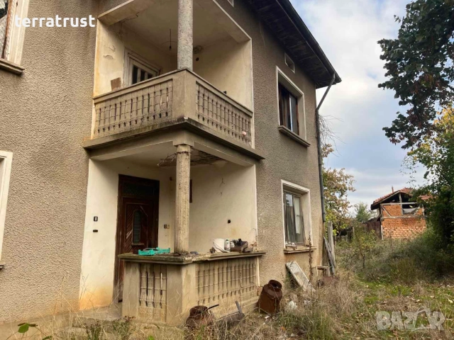 Къща с прилежащ терен, с. Голяма Желязна, обл. Ловеч, снимка 3 - Къщи - 52402634